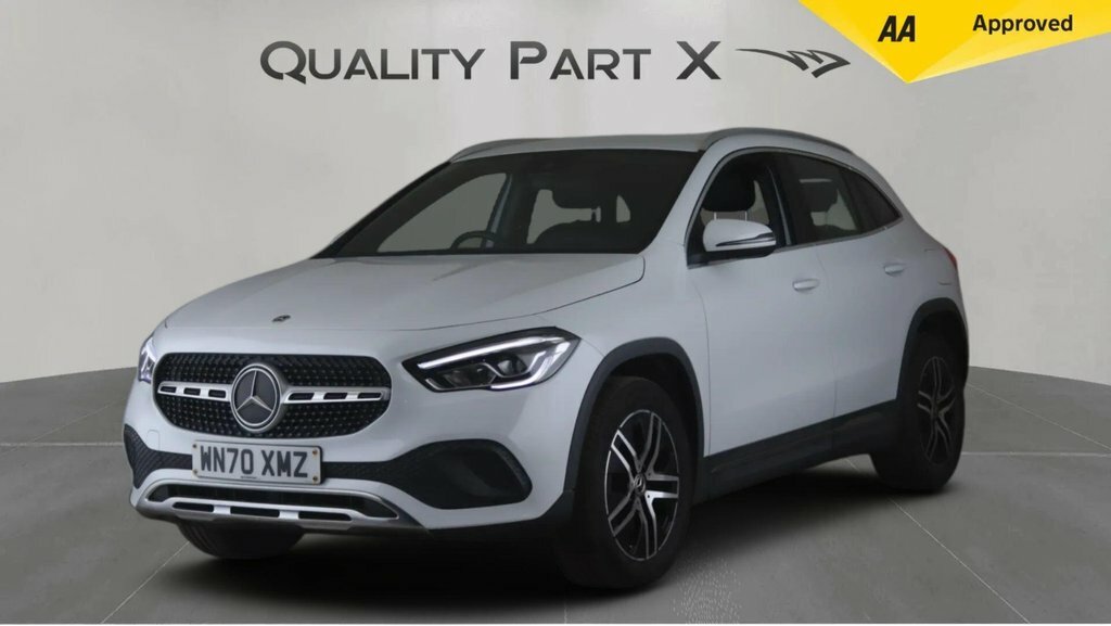 Mercedes-Benz GLA Class 1.3L Sport White #3