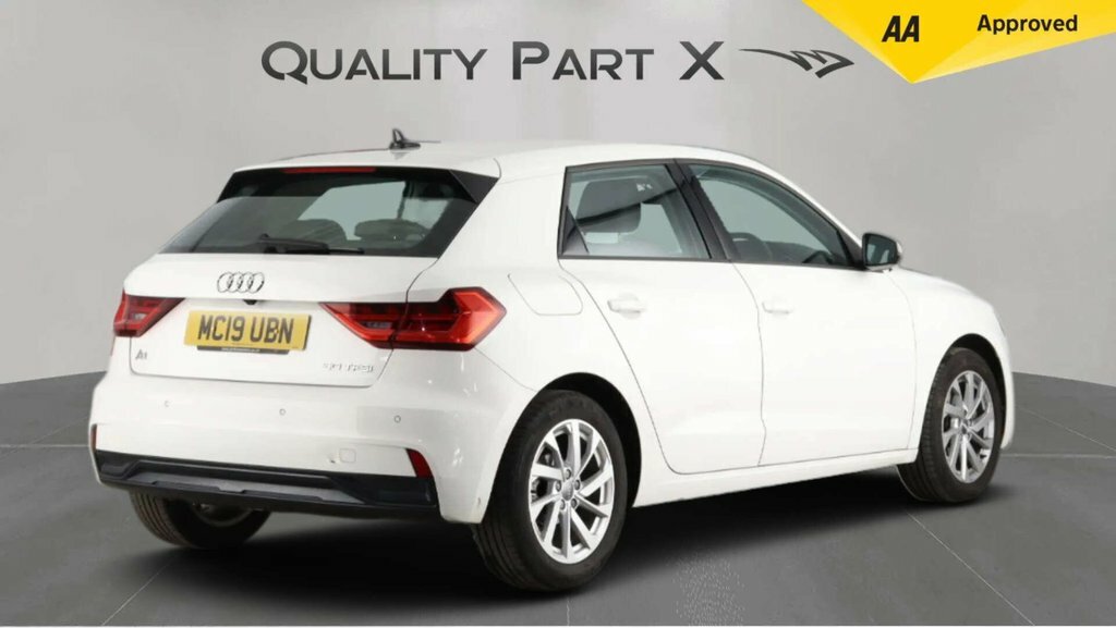 Audi A1 1L Sport White #6