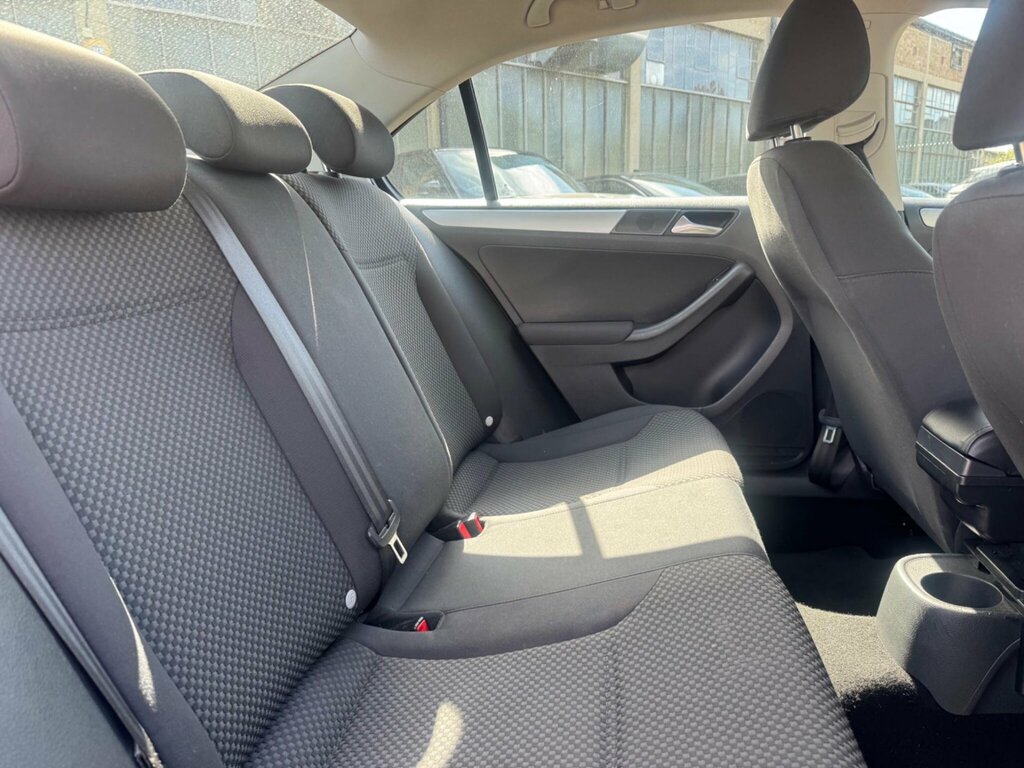 Volkswagen Jetta Jetta Se Bluemotion Technology Tdi Silver #12