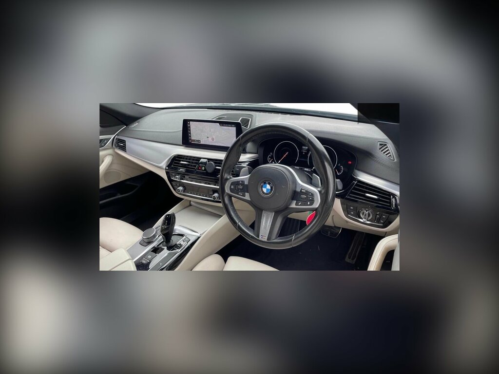 BMW 5 Series M Sport Blue #4