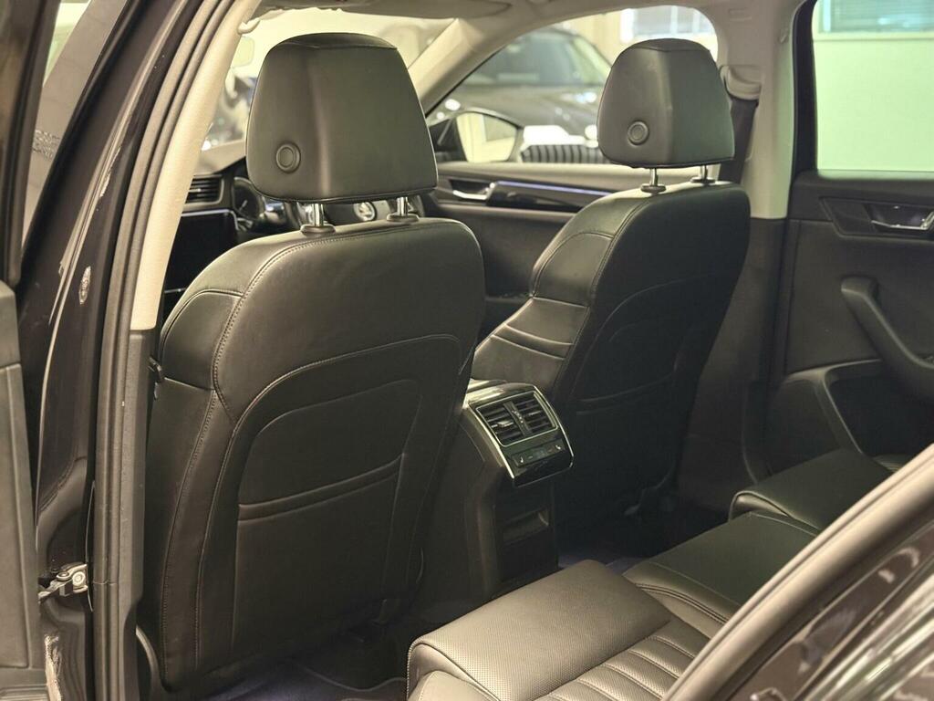 Skoda Superb Se Blue #33