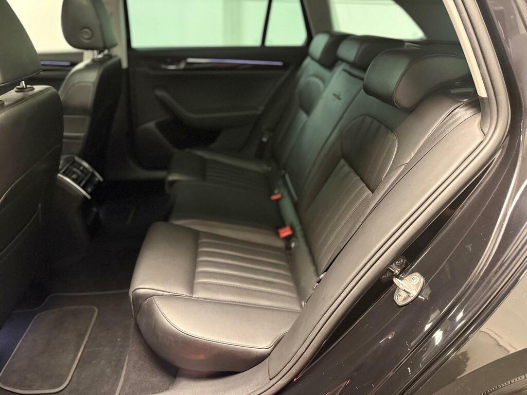 Skoda Superb Se Blue #36