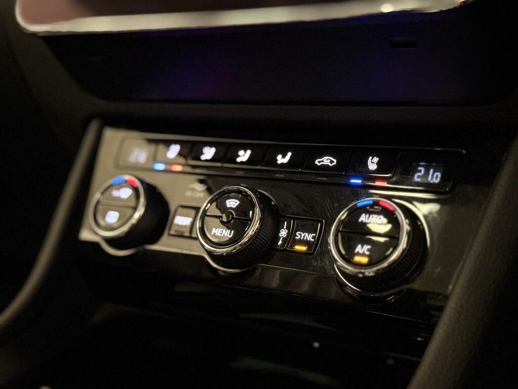 Skoda Superb Se Blue #32