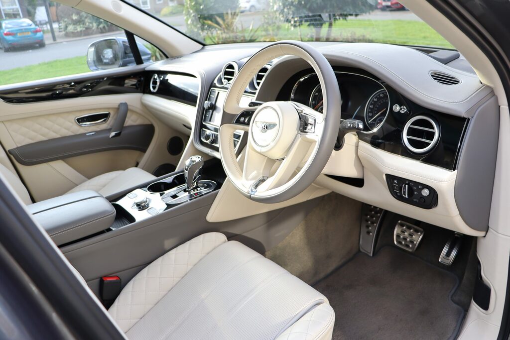 Bentley Bentayga #11