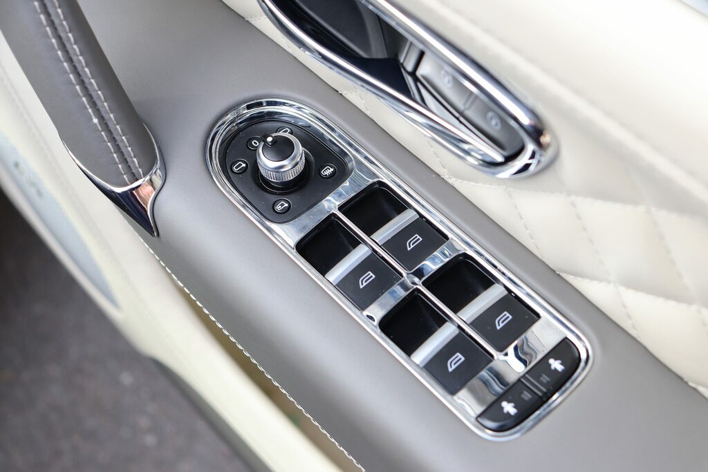 Bentley Bentayga #15