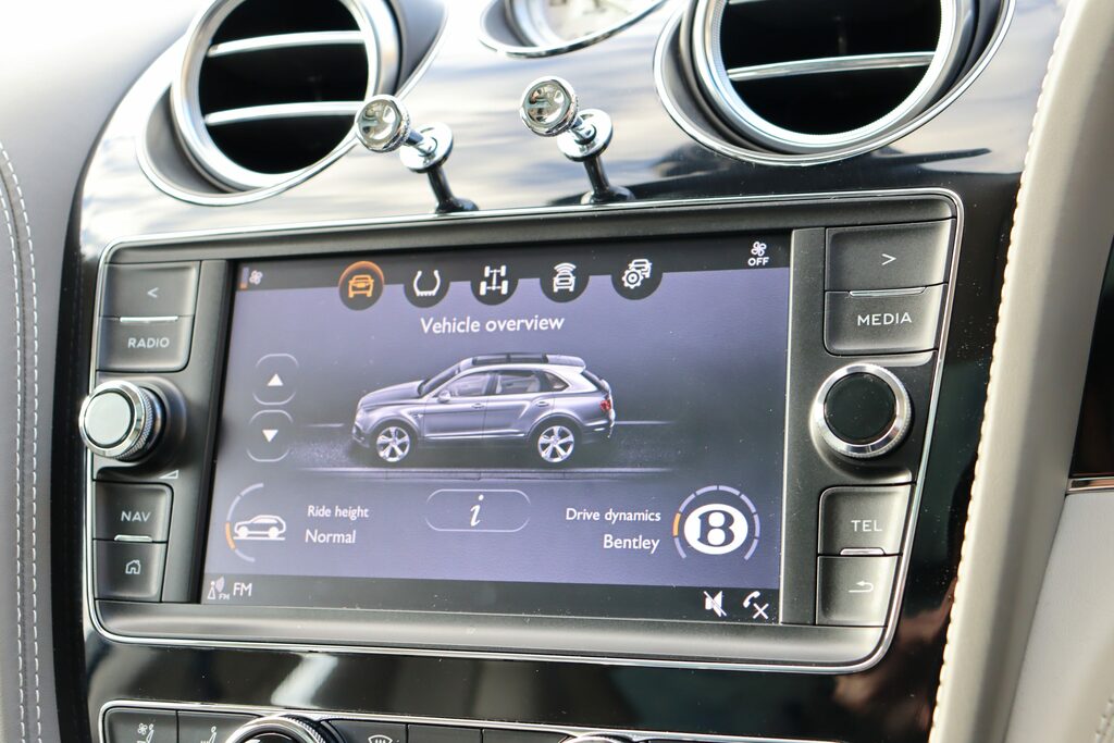 Bentley Bentayga #28