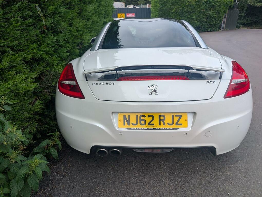 Peugeot RCZ Coupe 1.6 Thp Gt 2012 White #5