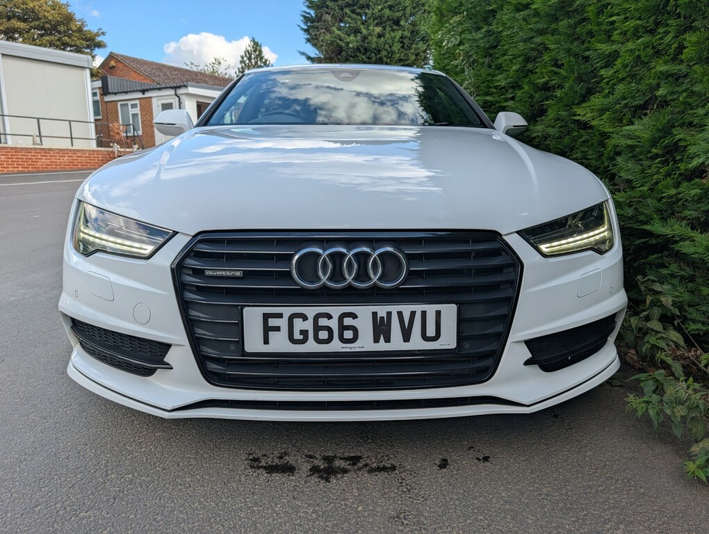 Audi A7 3.0 Tdi V6 Black Edition White #4