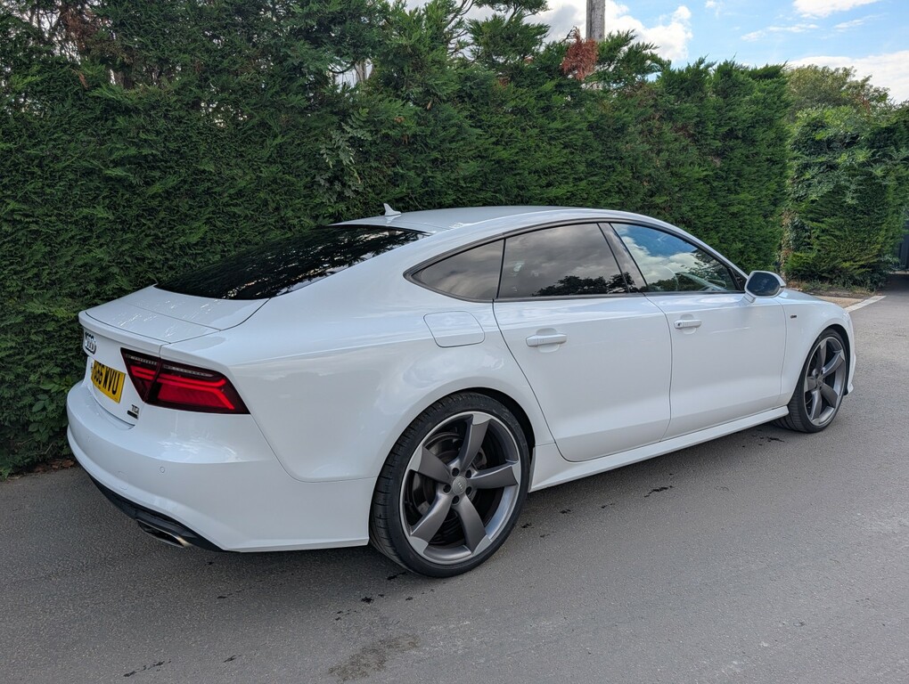 Audi A7 3.0 Tdi V6 Black Edition White #5