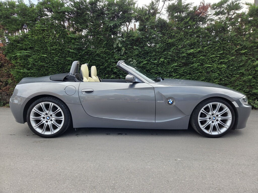 BMW Z4 2.0 Z4 2.0I Sport Roadster Grey