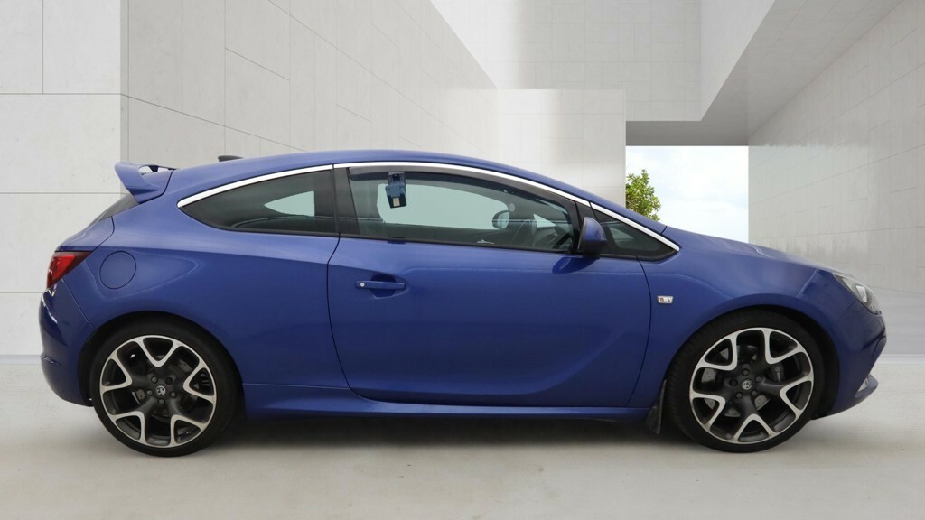 Vauxhall Astra GTC 2.0 T Vxr Blue #5