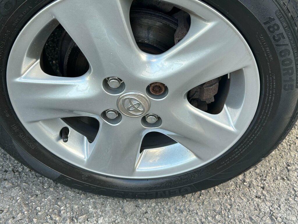Toyota Yaris Silver #20