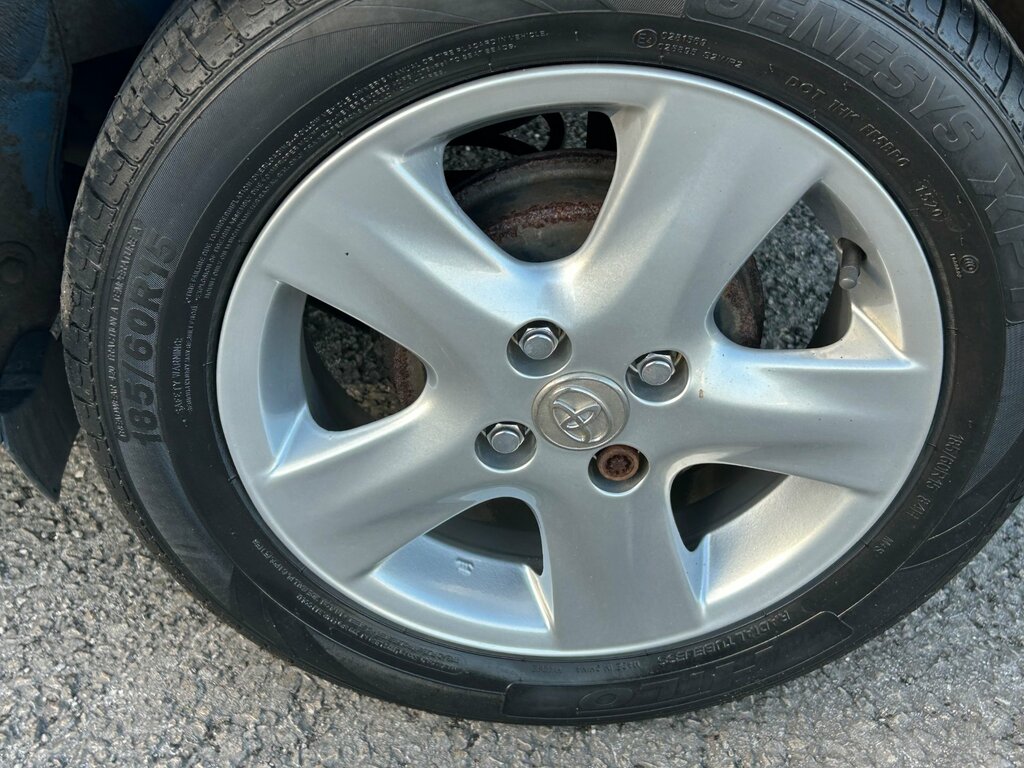 Toyota Yaris Silver #21