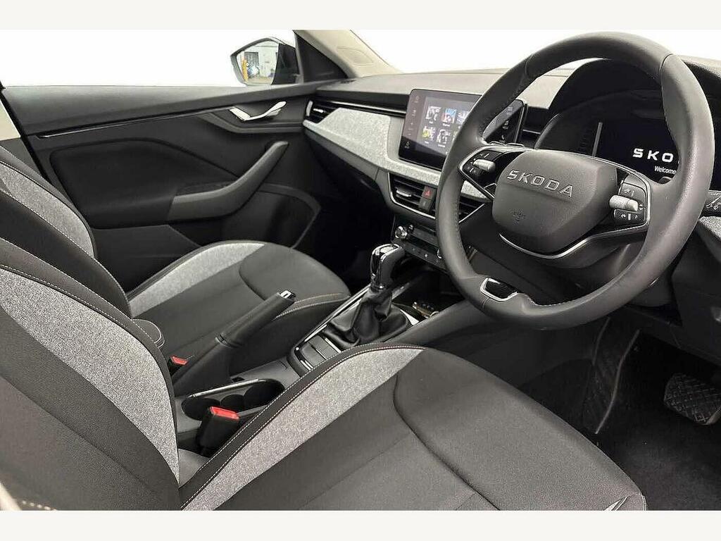 Skoda Scala 2026 1.0 Tsi 116 Se Edition Dsg Black #6