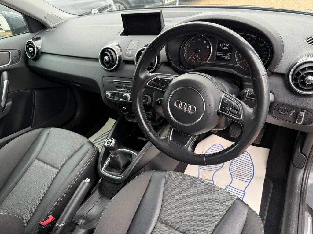 Audi A1 1.4 Tfsi Cod Black Edition Sportback Ma Black #32