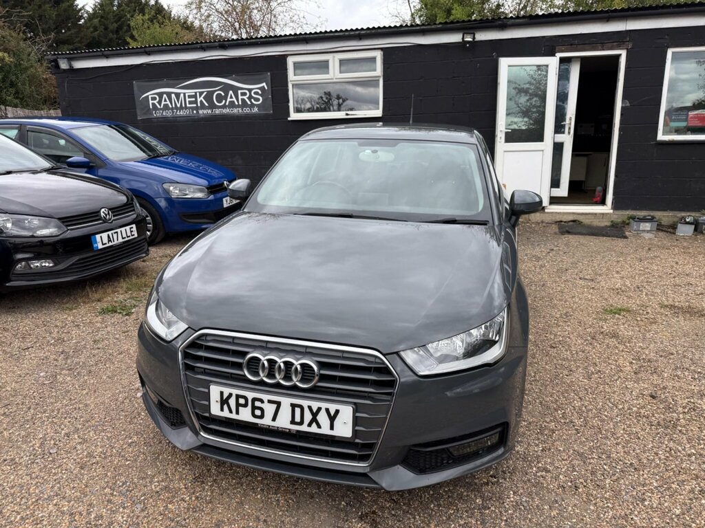 Audi A1 1.4 Tfsi Cod Black Edition Sportback Ma Black #14