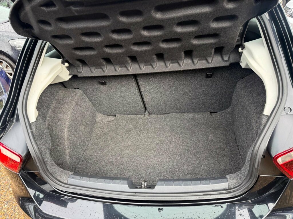 Seat Ibiza 2014 64 1.4 White #33
