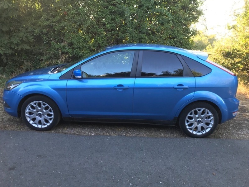 Ford Focus Zetec Blue