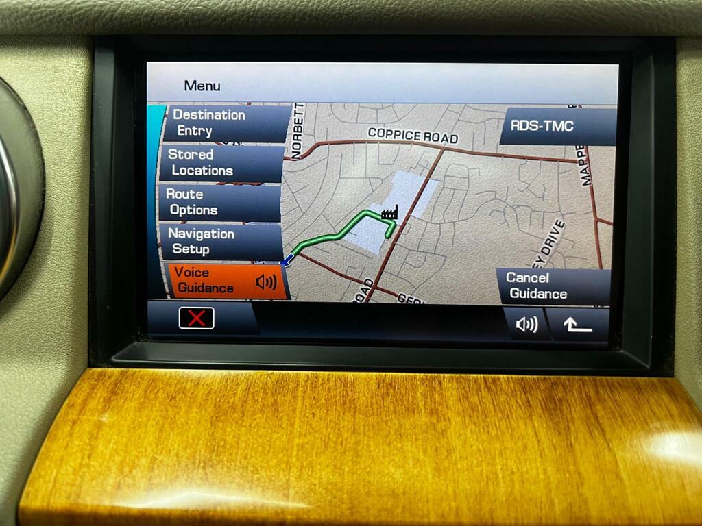 Land Rover Discovery 4 Hse Black #50