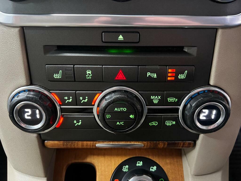 Land Rover Discovery 4 Hse Black #68