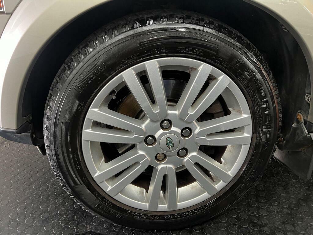 Land Rover Discovery 4 Hse Black #41