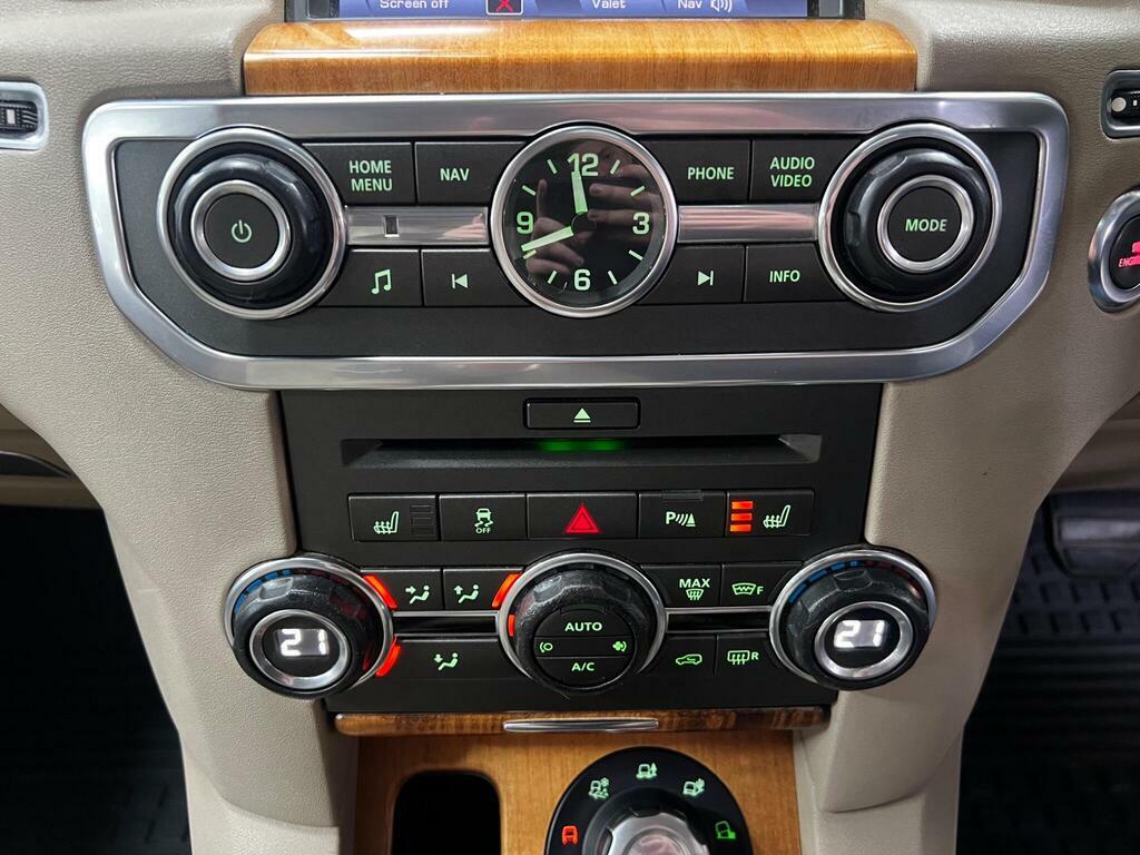 Land Rover Discovery 4 Hse Black #46