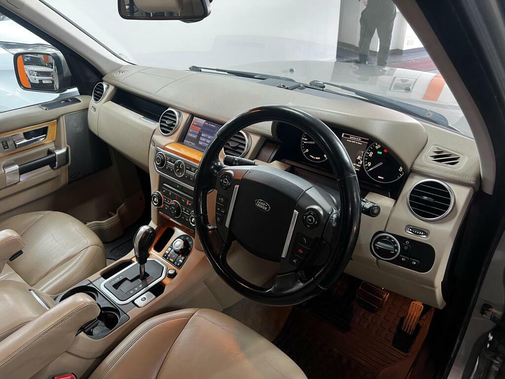 Land Rover Discovery 4 Hse Black #16
