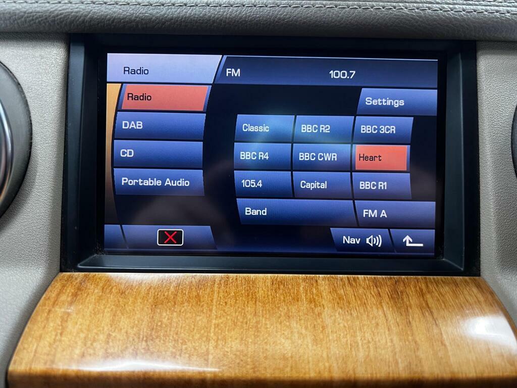 Land Rover Discovery 4 Hse Black #54