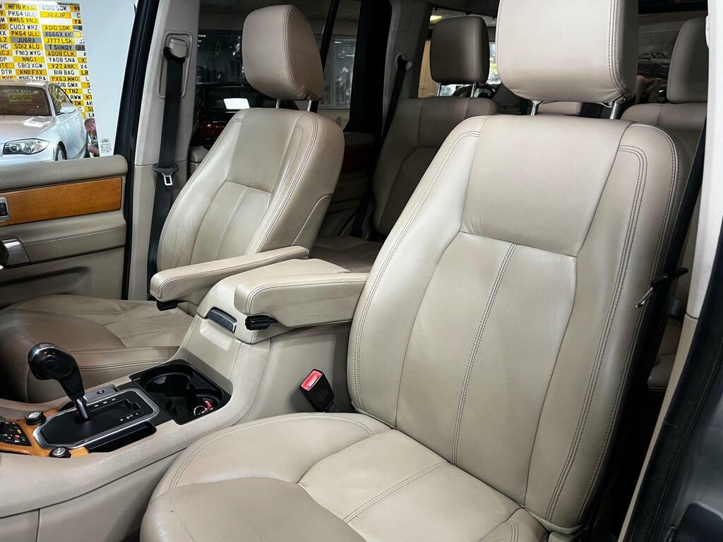 Land Rover Discovery 4 Hse Black #58