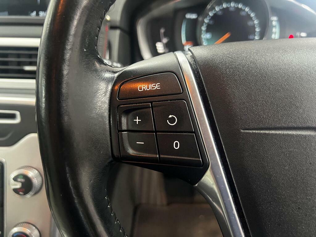Volvo V70 V70 Business Edition D5 Grey #25