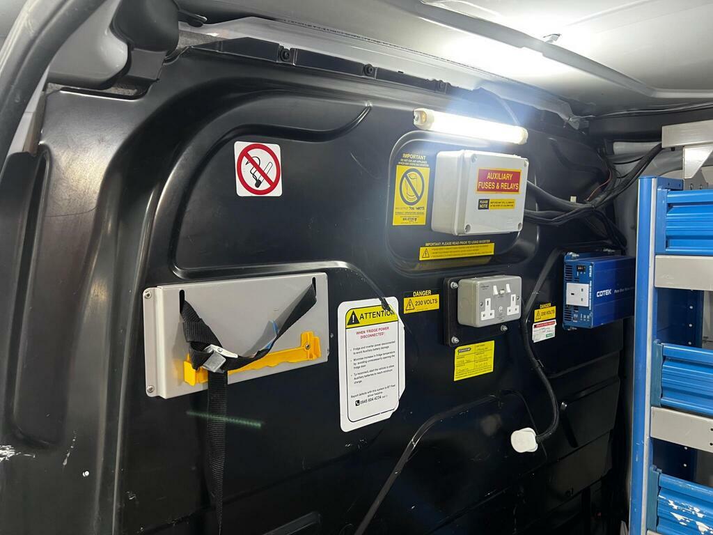 Ford Transit Custom Custom 310 Swb Rst Sport Stage 1 6 Seater Crew Van White #53