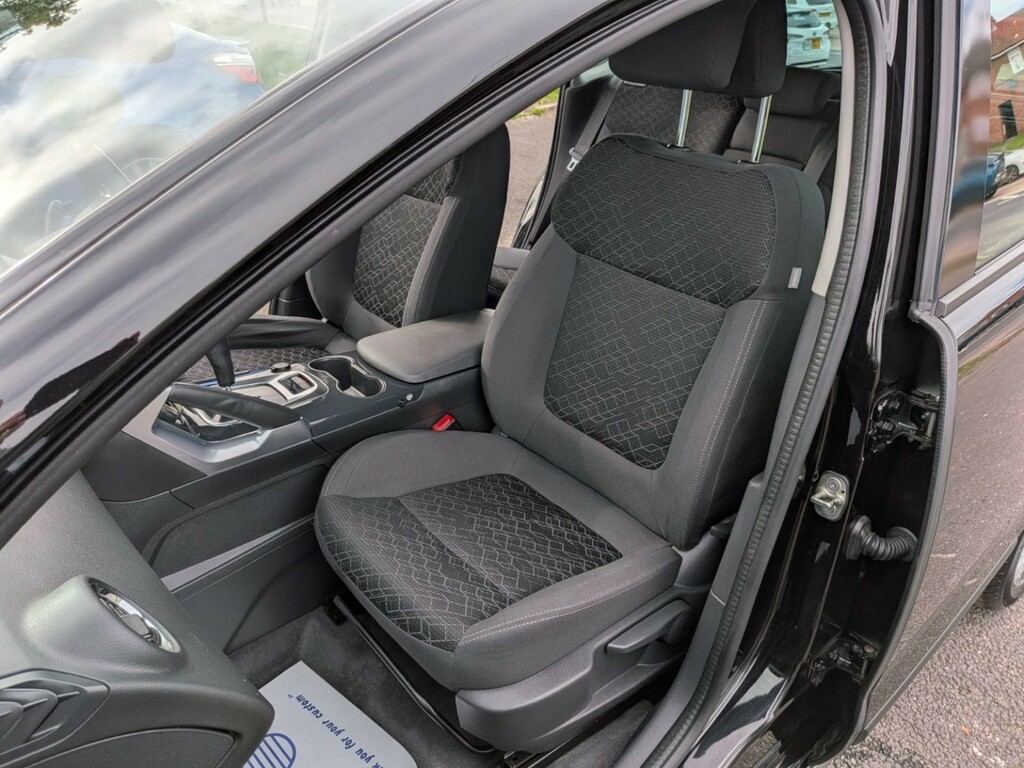 Peugeot 3008  Silver #13