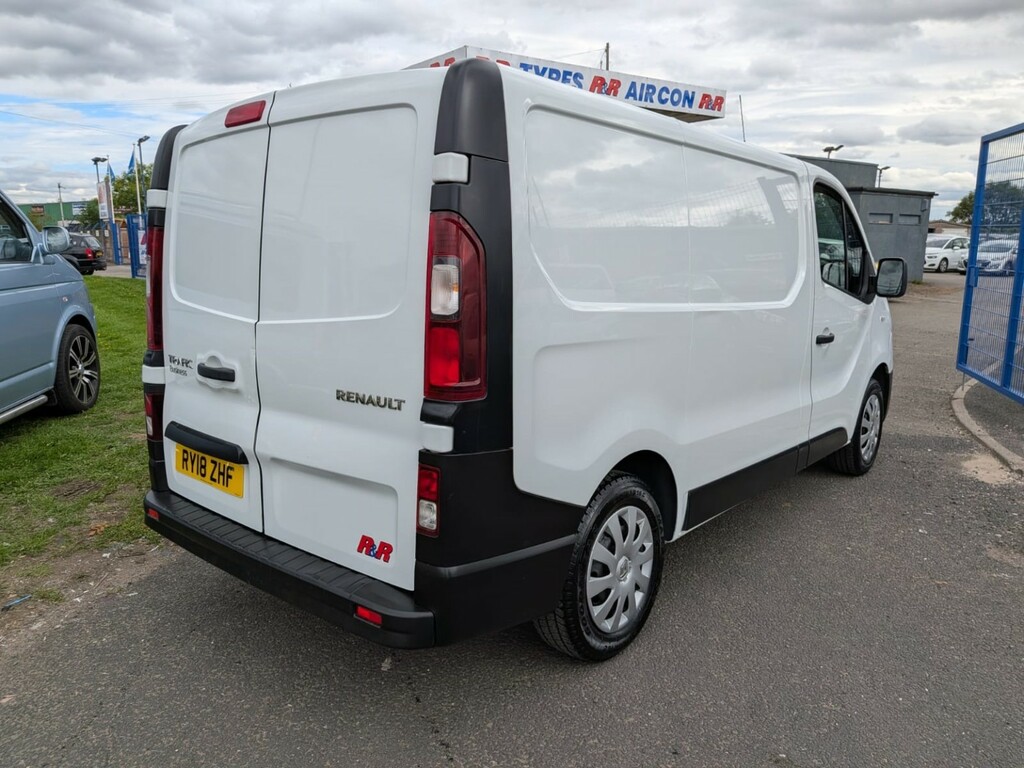 Renault Trafic Panel Van 1.6 Sl29 Dci 95 Business Euro 6 2018 White #3