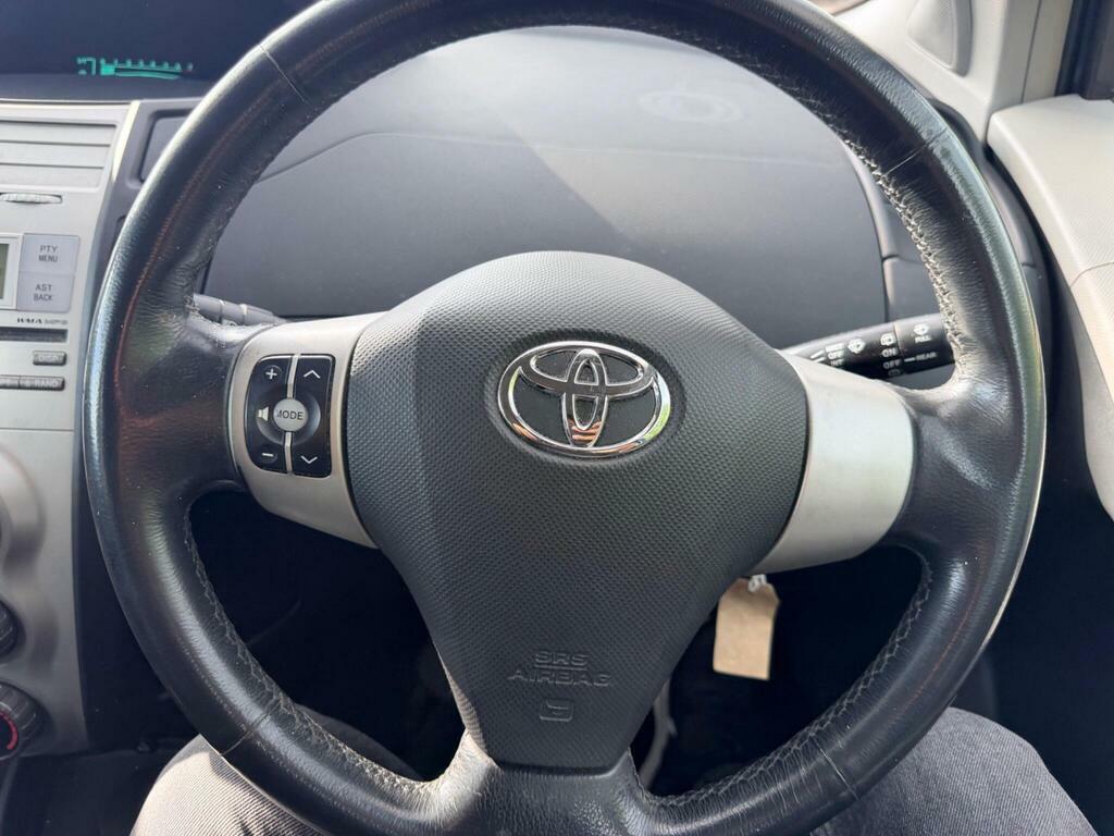 Toyota Yaris Tr Black #34