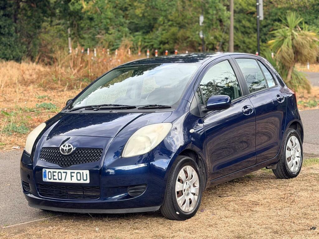 Toyota Yaris Tr Black #6