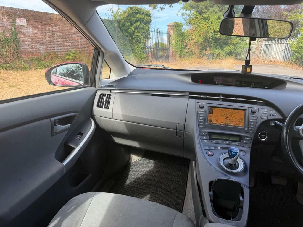 Toyota Prius  Silver #28