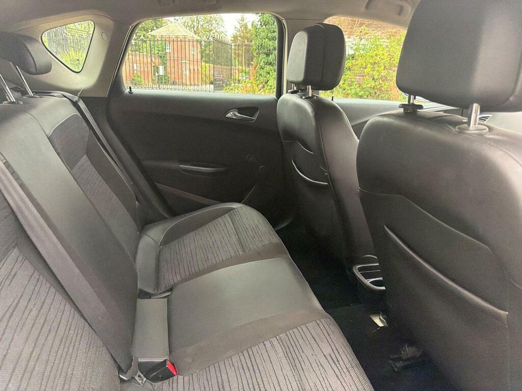 Vauxhall Astra Astra Elite White #33