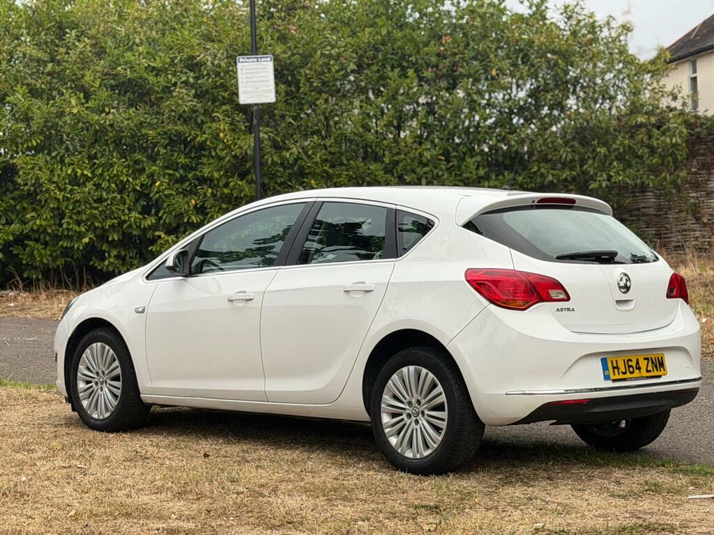 Vauxhall Astra Astra Elite White #5