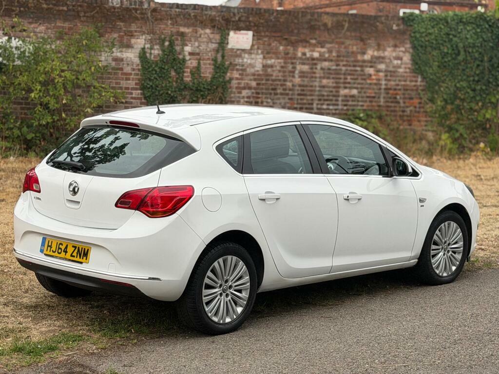 Vauxhall Astra Astra Elite White #12