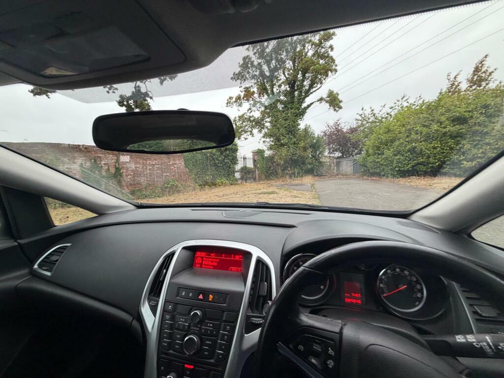 Vauxhall Astra Astra Elite White #53