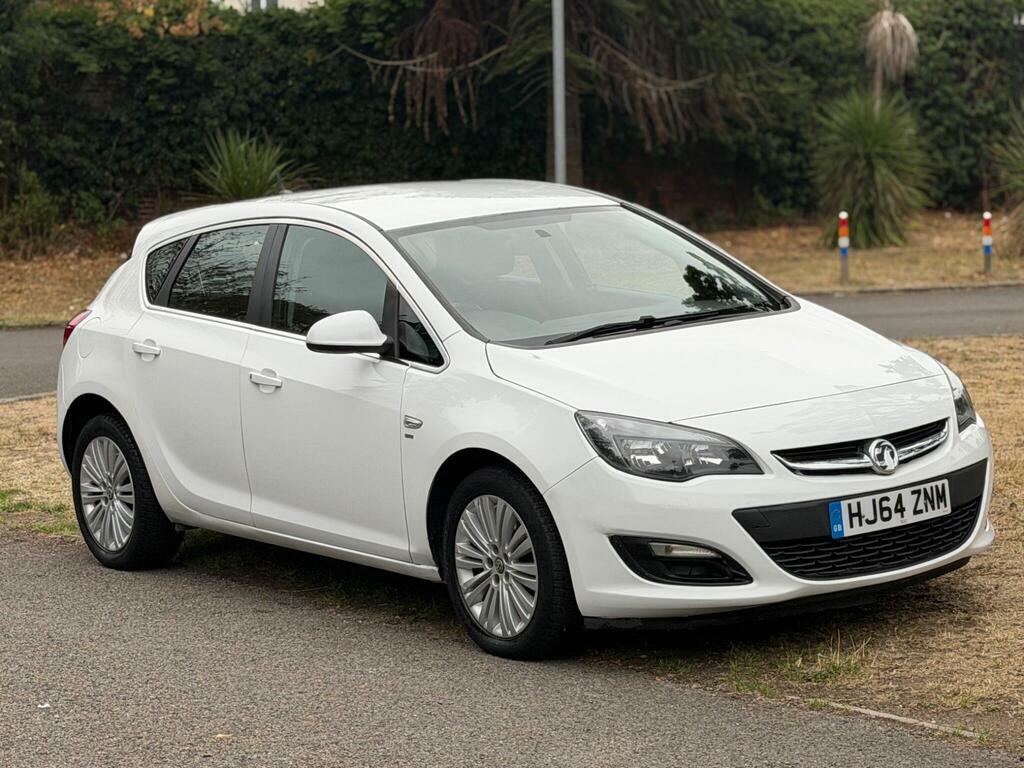 Vauxhall Astra Astra Elite White #2