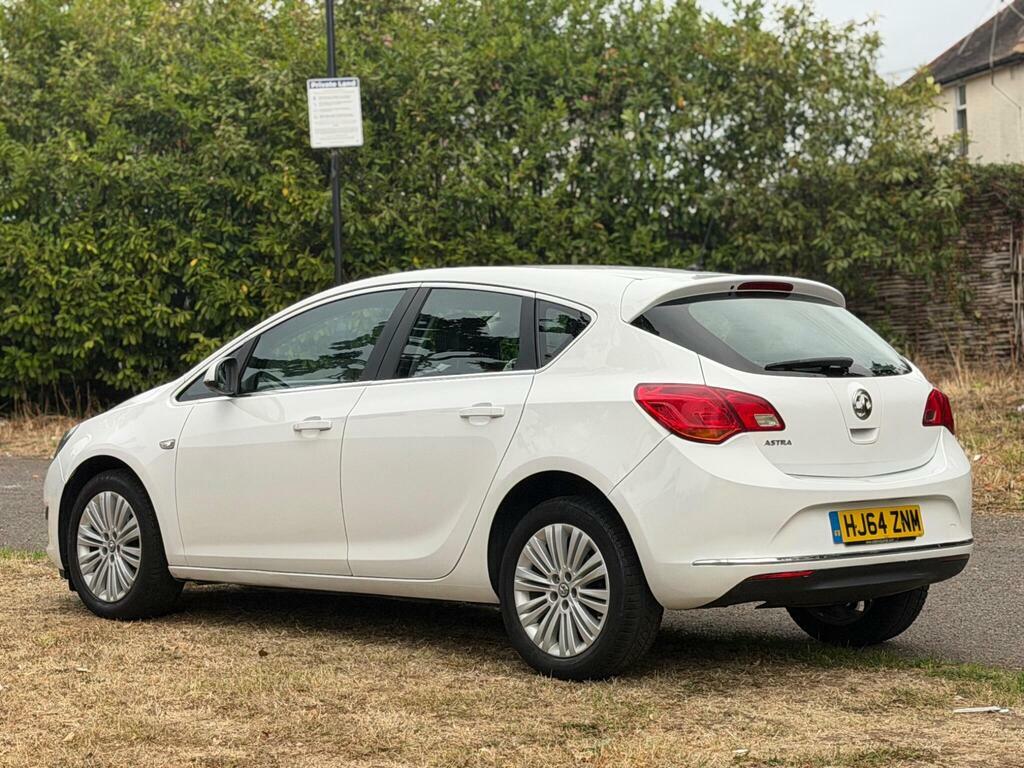 Vauxhall Astra Astra Elite White #9