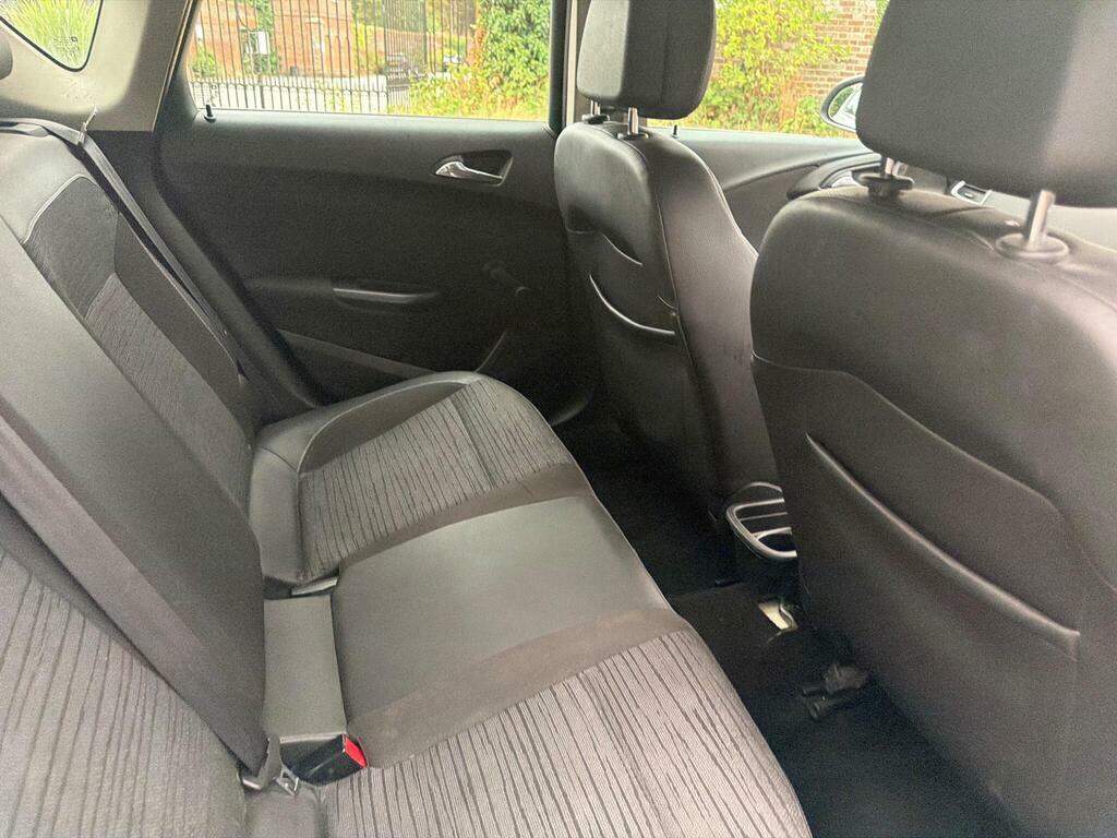 Vauxhall Astra Astra Elite White #37