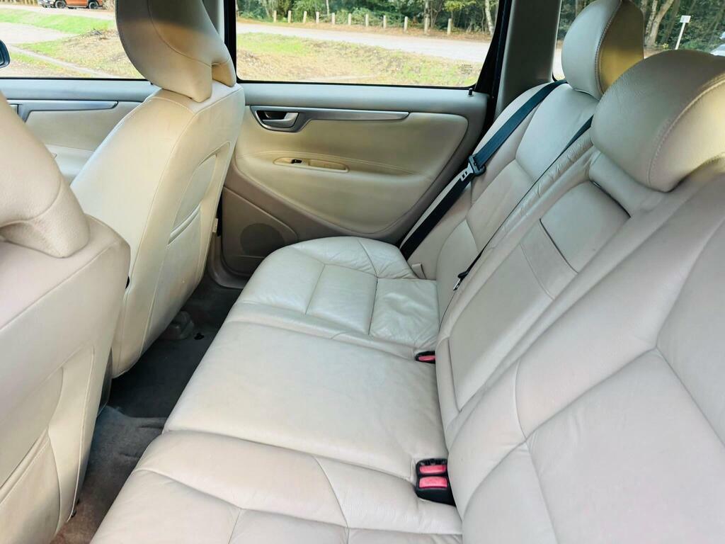 Volvo V70 2.4 D5 Se Lux Geartronic #40