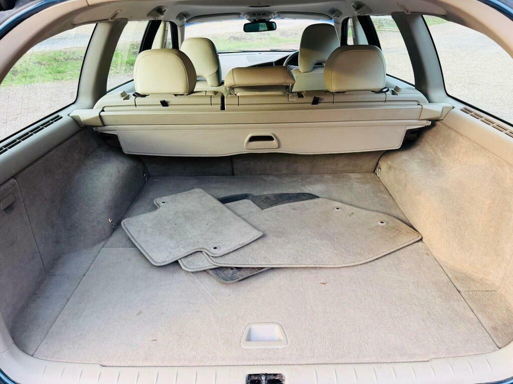 Volvo V70 2.4 D5 Se Lux Geartronic #32