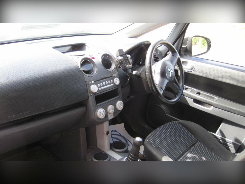 Mitsubishi Colt  Silver #8