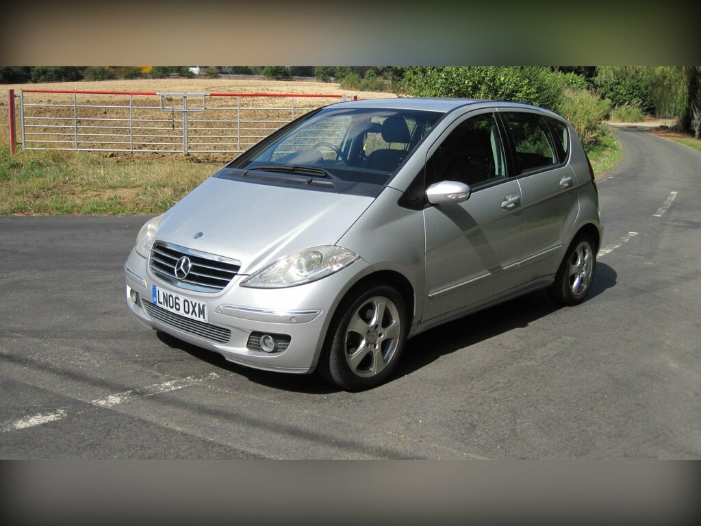 Mercedes-Benz A Class 2.0 A200 Elegance Blue #25