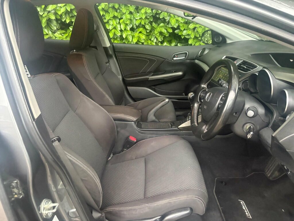 Honda Civic Hatchback 1.8 I-vtec Se Plus Euro 6 Ss 201 White #20
