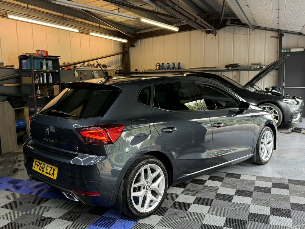 Seat Ibiza 1.0 Tsi Fr Grey #4