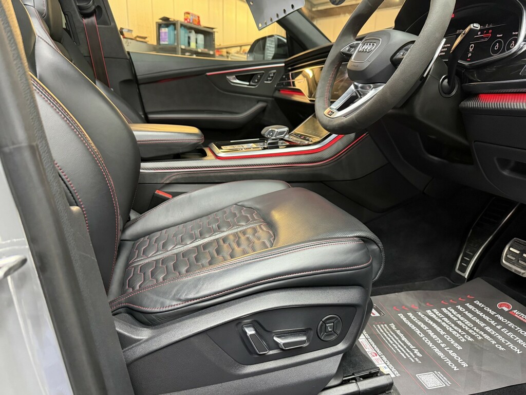 Audi RSQ8 Estate Black #15